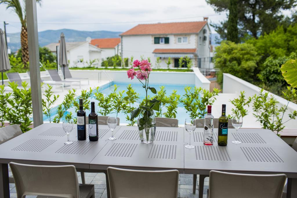 Apartments Bago Trogir Luaran gambar