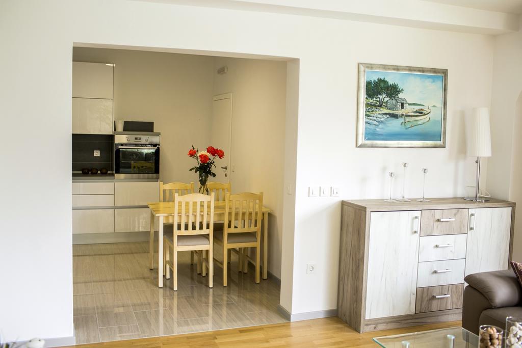 Apartments Bago Trogir Luaran gambar