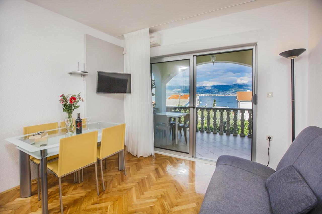 Apartments Bago Trogir Luaran gambar