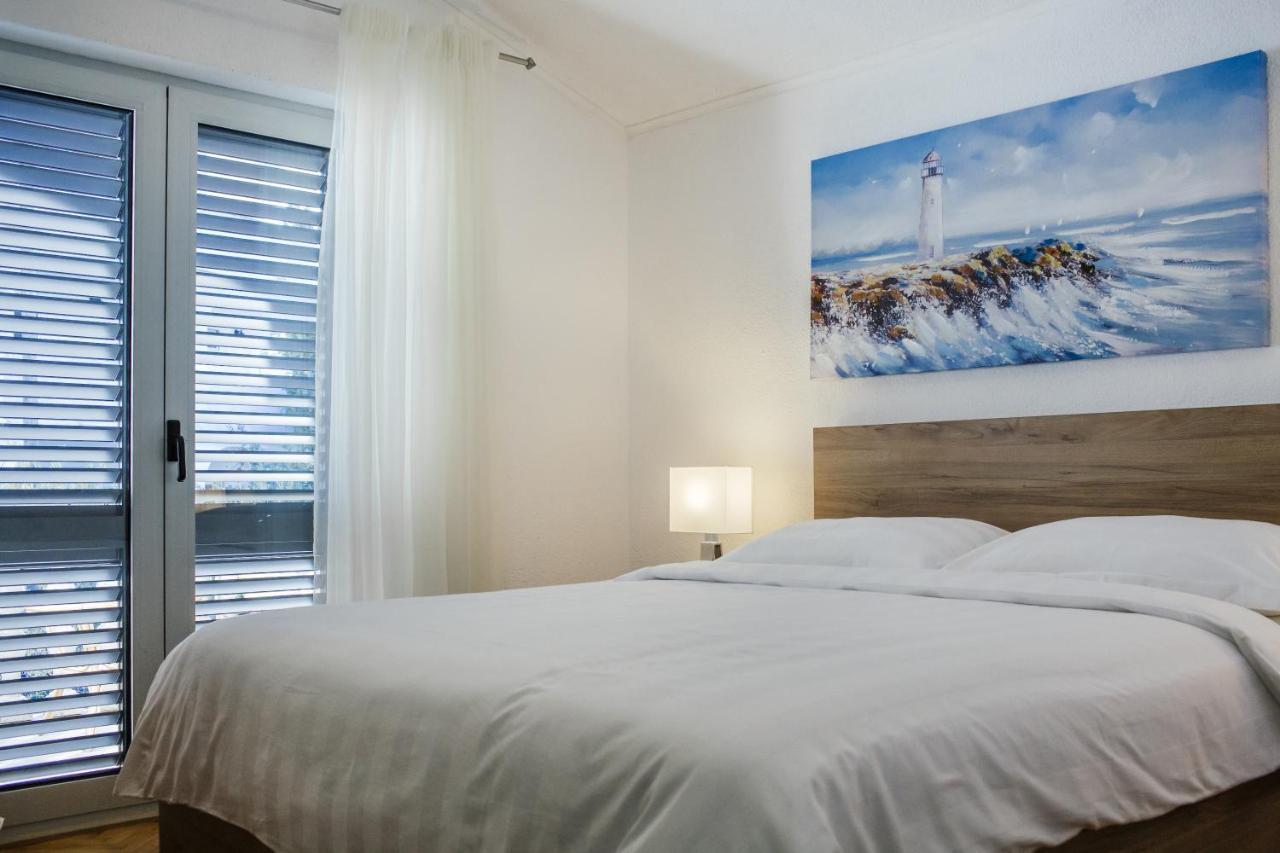 Apartments Bago Trogir Luaran gambar